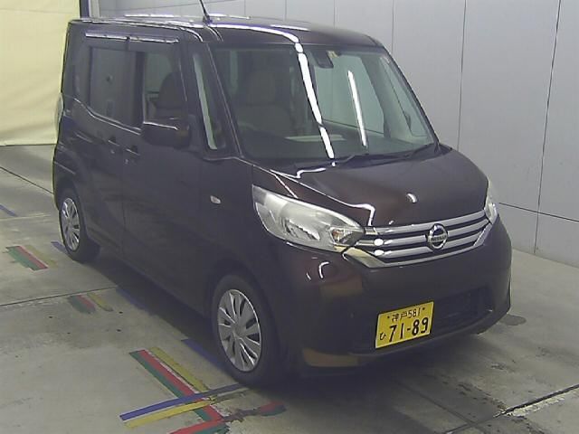 70086 NISSAN DAYZ ROOX B21A 2015 г. (Honda Kansai)